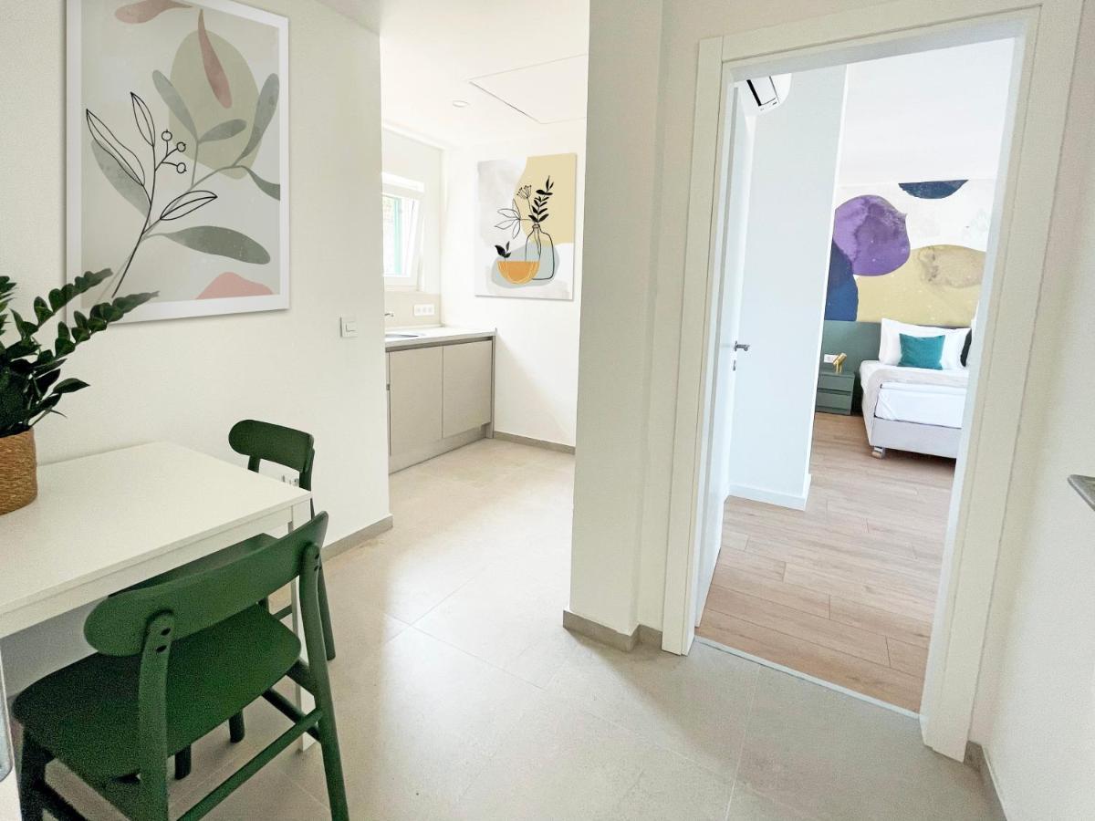 Villa Ardura - Island Holiday Residence **** Bol. Island Brac Bagian luar foto