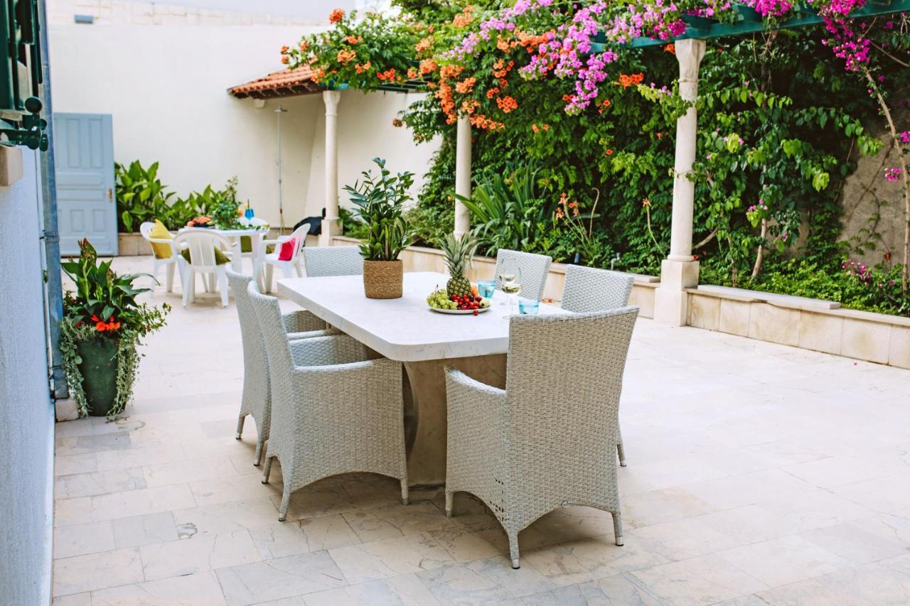 Villa Ardura - Island Holiday Residence **** Bol. Island Brac Bagian luar foto